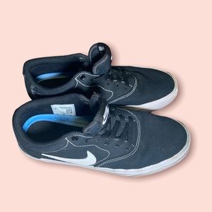 Nike SB Dunk Canvas Charge Women’s 8.5